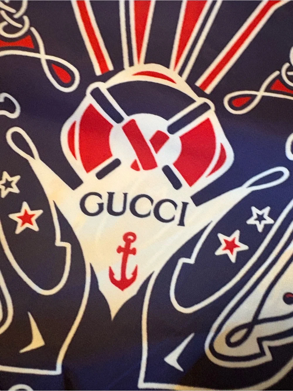 Gucci eye catching